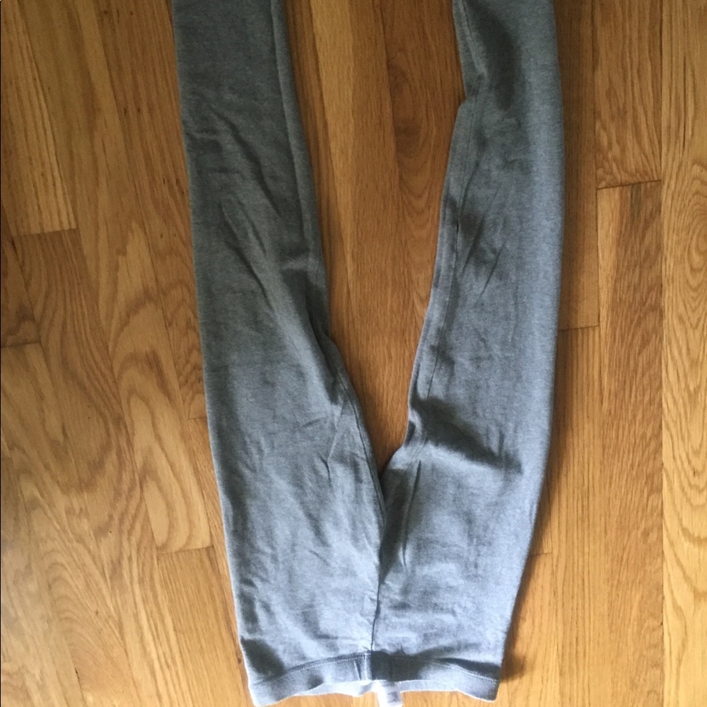 Gray leggings